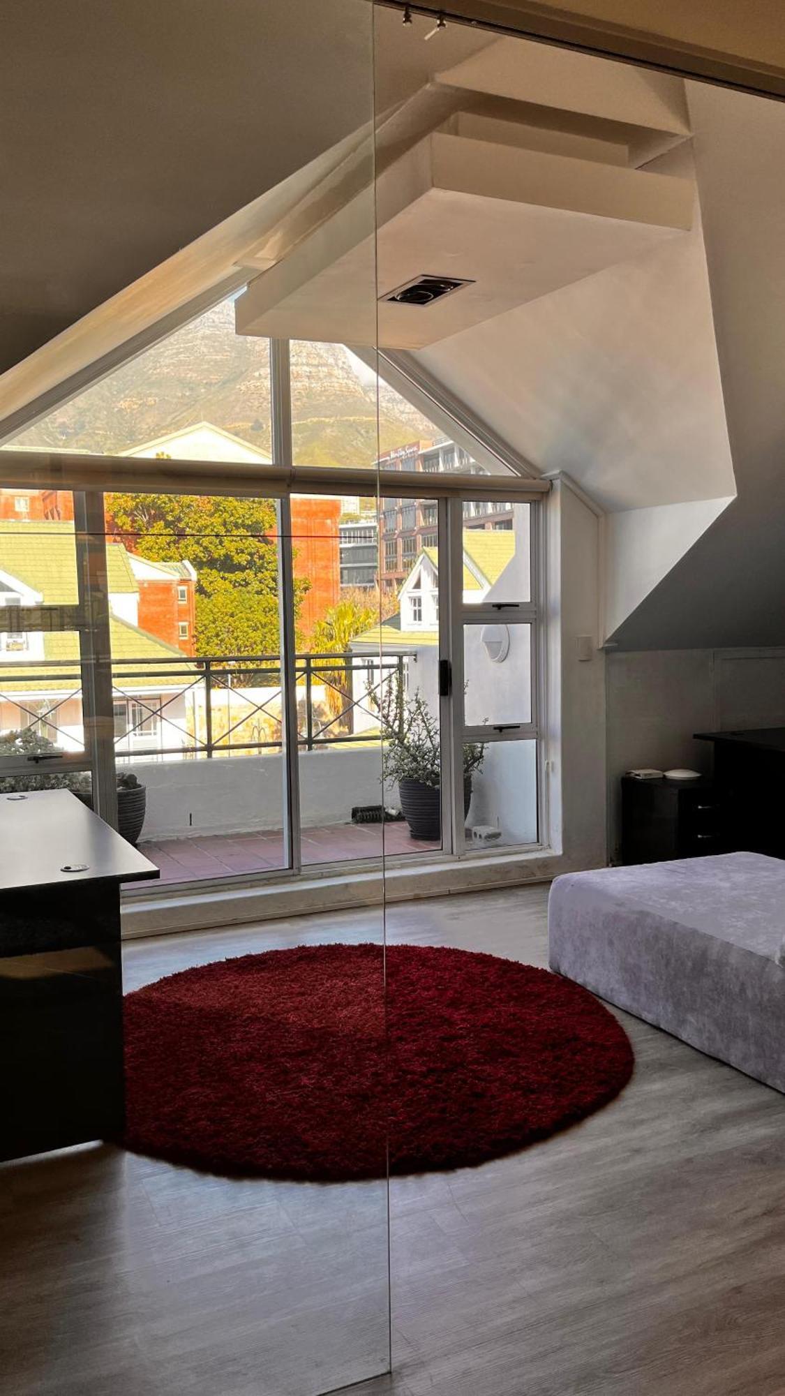 Apartment The Gardens Nook Cape Town