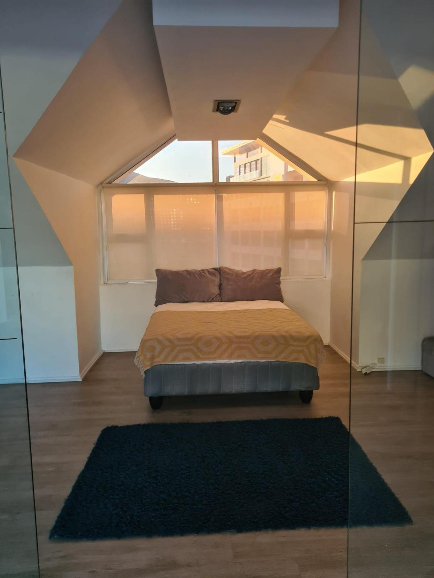 Apartment The Gardens Nook Cape Town